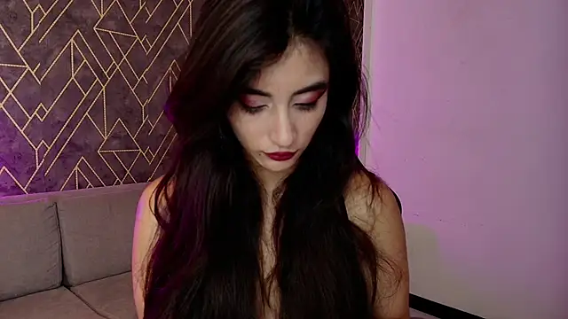 Snapshot of Tahara_Romanov chatting on April 11, 2026, 11:58 am Tahara Romanov online show from April 11, 2026, 11:58 am