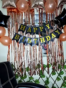 Snapshot of Noor-Bold chatting on February 25, 2026, 5:06 am Noor-Bold online show from February 25, 2026, 5:06 am