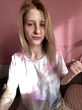 amorearte m online show from March 8, 2026, 11:25 am