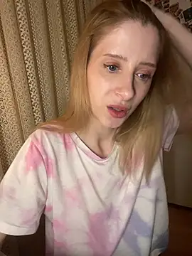 amorearte m online show from March 20, 2026, 8:25 pm