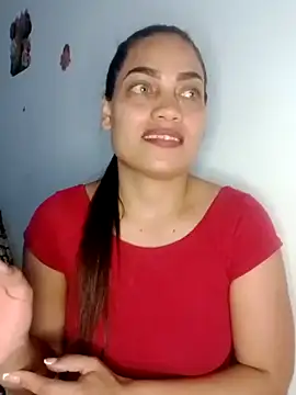 Snapshot of Ehilyn chatting on October 7, 2025, 10:29 pm Ehilyn online show from October 7, 2025, 10:29 pm