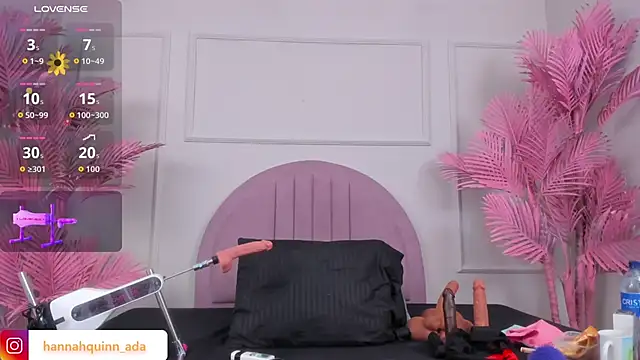 Hanaahquinn online show from November 14, 2025, 11:53 am