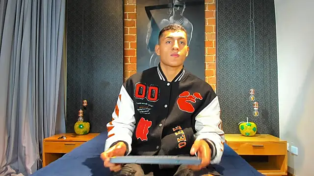 NoahVolkov online show from March 6, 2025, 11:25 am