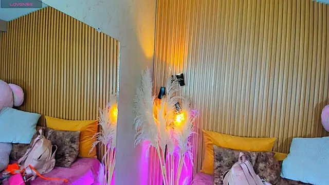 AlexiaAbbey online show from June 19, 2026, 7:06 pm