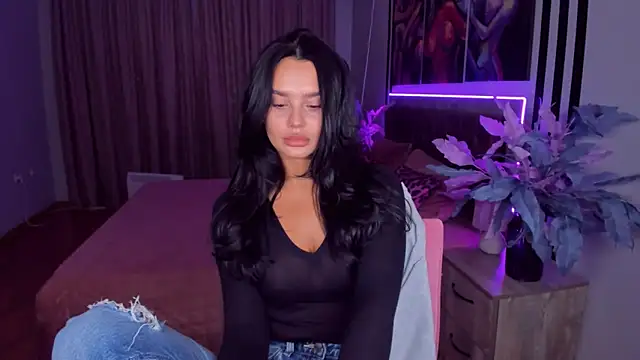 Snapshot of DanaSincere chatting on March 4, 2025, 6:47 am DanaSincere online show from March 4, 2025, 6:47 am