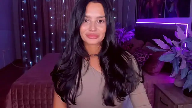 Snapshot of DanaSincere chatting on March 15, 2025, 8:37 am DanaSincere online show from March 15, 2025, 8:37 am