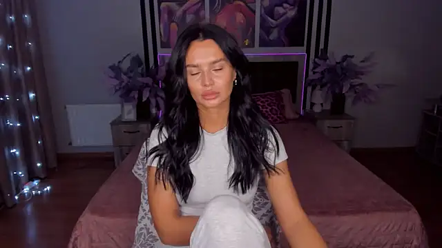 Snapshot of DanaSincere chatting on September 24, 2025, 4:49 am DanaSincere online show from September 24, 2025, 4:49 am