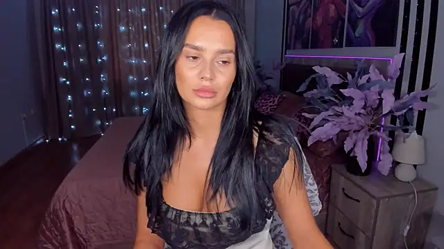 Snapshot of DanaSincere chatting on September 27, 2025, 5:45 am DanaSincere online show from September 27, 2025, 5:45 am