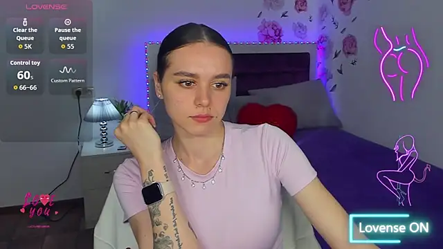 EmelyMason online show from May 6, 2026, 3:46 am