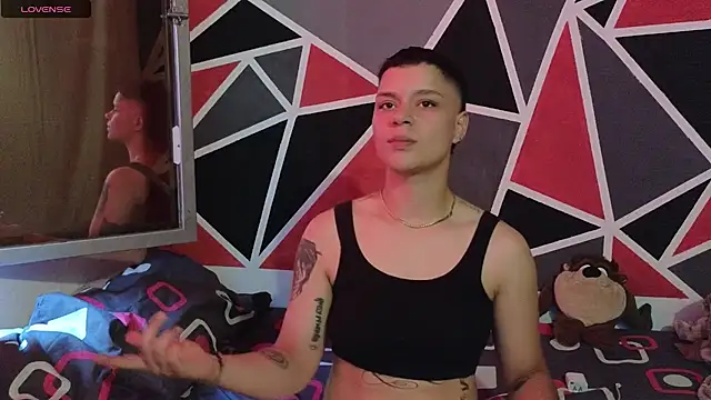 Snapshot of demimoore222 chatting on September 19, 2025, 9:26 pm demimoore222 online show from September 19, 2025, 9:26 pm