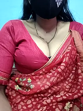 Sexyradha  online show from February 9, 2026, 4:44 pm