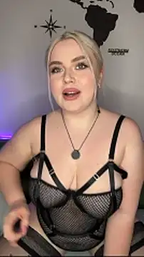 Snapshot of April_Vancee chatting on March 20, 2026, 4:56 pm April Vancee online show from March 20, 2026, 4:56 pm