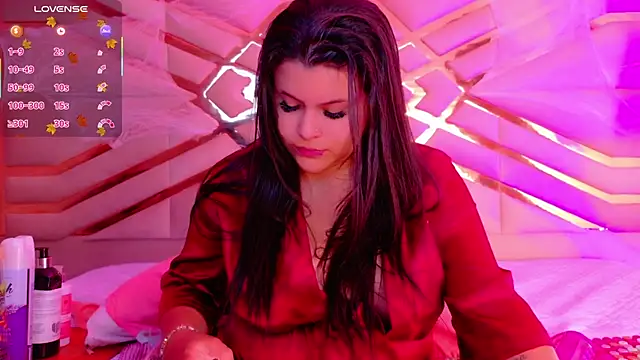 Snapshot of playfulcurvy chatting on October 29, 2025, 7:48 pm playfulcurvy online show from October 29, 2025, 7:48 pm