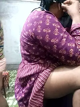 Snapshot of Pakhi_Couple_69 chatting on September 14, 2025, 5:34 pm Pakhi Couple 69 online show from September 14, 2025, 5:34 pm