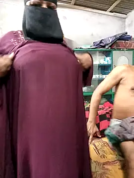 Snapshot of Pakhi_Couple_69 chatting on October 26, 2025, 6:03 pm Pakhi Couple 69 online show from October 26, 2025, 6:03 pm