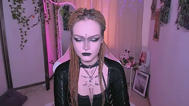 Snapshot of NicoleFlloret chatting on March 4, 2025, 11:08 am NicoleFlloret online show from March 4, 2025, 11:08 am