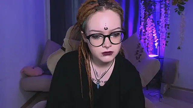 Snapshot of NicoleFlloret chatting on March 6, 2025, 8:52 am NicoleFlloret online show from March 6, 2025, 8:52 am