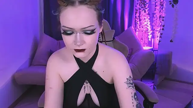 Snapshot of NicoleFlloret chatting on March 12, 2025, 9:02 am NicoleFlloret online show from March 12, 2025, 9:02 am