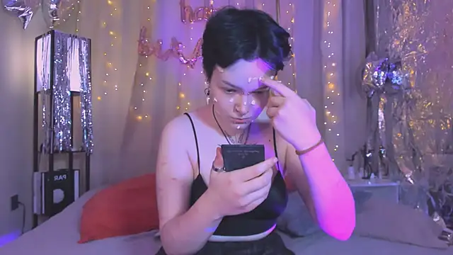 Snapshot of NicoleFlloret chatting on March 18, 2025, 5:31 am NicoleFlloret online show from March 18, 2025, 5:31 am