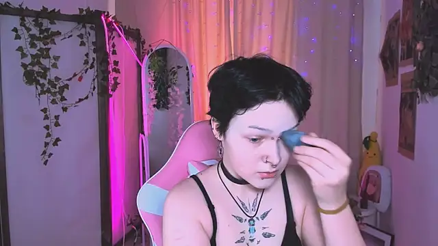Snapshot of NicoleFlloret chatting on March 21, 2025, 5:43 am NicoleFlloret online show from March 21, 2025, 5:43 am