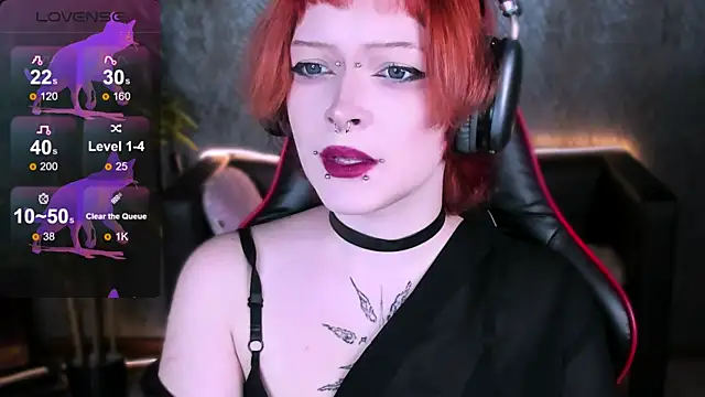 Snapshot of NicoleFlloret chatting on September 14, 2025, 1:32 pm NicoleFlloret online show from September 14, 2025, 1:32 pm