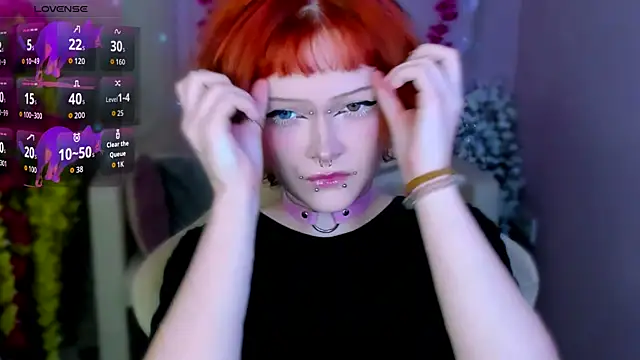 Snapshot of NicoleFlloret chatting on September 18, 2025, 8:44 pm NicoleFlloret online show from September 18, 2025, 8:44 pm