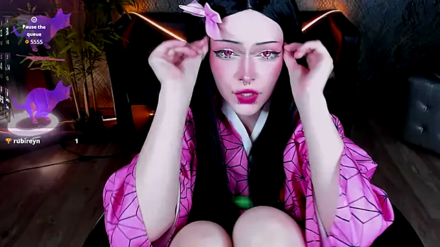 Snapshot of NicoleFlloret chatting on October 11, 2025, 8:18 pm NicoleFlloret online show from October 11, 2025, 8:18 pm
