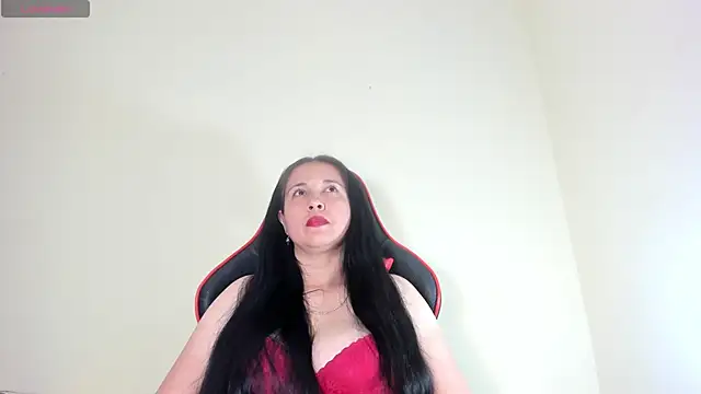 Snapshot of hot-nikol chatting on October 28, 2025, 2:04 am hot-nikol online show from October 28, 2025, 2:04 am