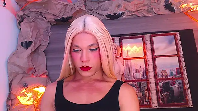 Snapshot of SashaNova chatting on October 21, 2025, 5:30 am SashaNova online show from October 21, 2025, 5:30 am