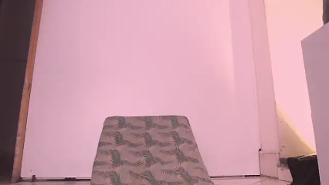 SashaNova online show from December 22, 2025, 5:15 am