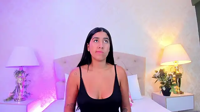 Mia Montess online show from June 17, 2026, 12:40 pm