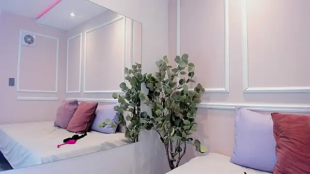 Lucy Canel online show from January 9, 2026, 7:37 pm