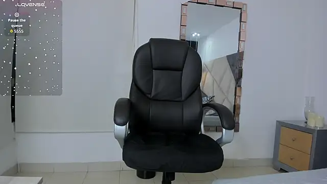 Snapshot of SaskiaGrendel chatting on September 21, 2025, 12:56 am SaskiaGrendel online show from September 21, 2025, 12:56 am