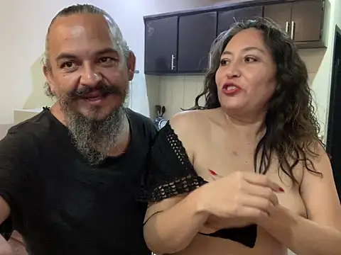 Snapshot of Sollhmaarh chatting on November 8, 2025, 5:18 am Sollhmaarh online show from November 8, 2025, 5:18 am