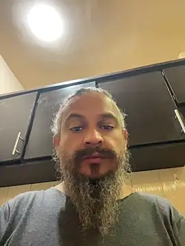 Snapshot of Sollhmaarh chatting on July 4, 2026, 4:51 am Sollhmaarh online show from July 4, 2026, 4:51 am