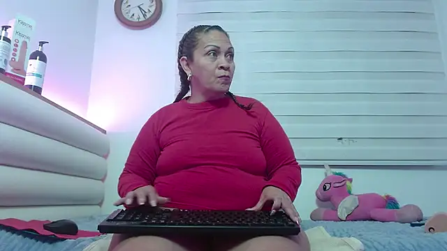 scarlettbooty online show from March 22, 2026, 8:18 am