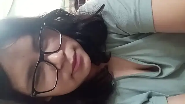 Snapshot of Maferyale chatting on February 26, 2026, 9:47 pm Maferyale online show from February 26, 2026, 9:47 pm