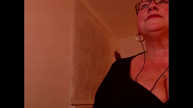 Snapshot of conny99 chatting on January 25, 2025, 11:32 pm conny99 online show from January 25, 2025, 11:32 pm