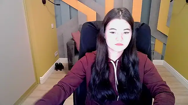 ElinaMils online show from March 8, 2025, 12:30 pm