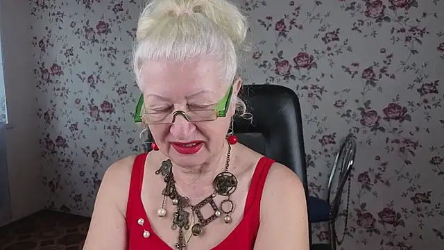 Maya Mayflower online show from September 18, 2025, 4:03 am