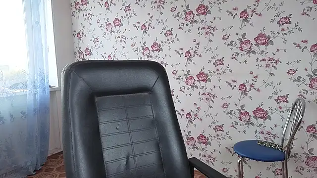 Maya Mayflower online show from September 19, 2025, 4:25 am