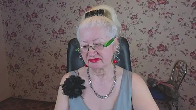 Maya Mayflower online show from February 20, 2026, 2:41 am