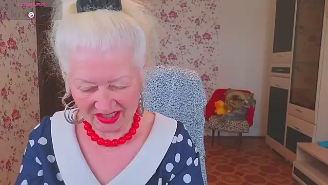 Maya Mayflower online show from June 11, 2026, 3:26 am