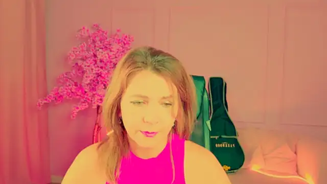 NicoleHitman online show from November 9, 2025, 9:18 am