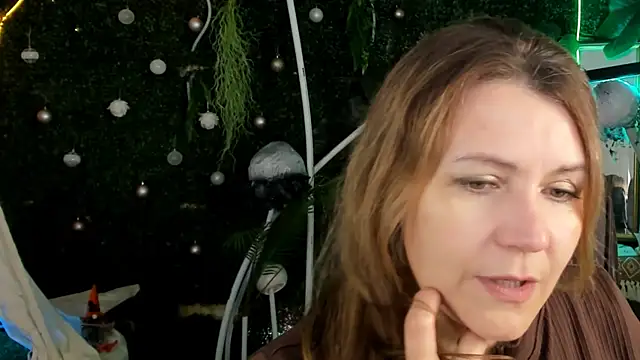 Snapshot of NicoleHitman chatting on April 9, 2026, 1:16 pm NicoleHitman online show from April 9, 2026, 1:16 pm