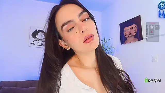 Abigail cruz online show from December 15, 2025, 7:29 pm