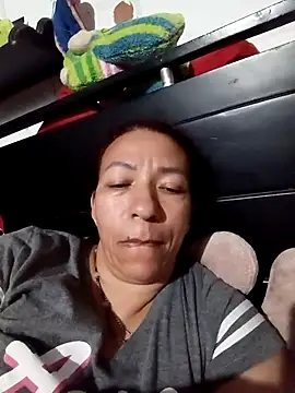 Antonela45 online show from December 20, 2025, 11:45 pm