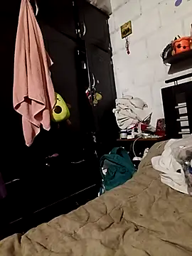 Antonela45 online show from February 5, 2026, 11:42 pm