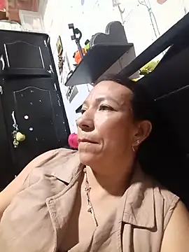Antonela45 online show from June 15, 2026, 1:52 am