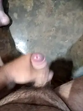 Snapshot of mivergom chatting on February 15, 2026, 7:54 pm mivergom online show from February 15, 2026, 7:54 pm